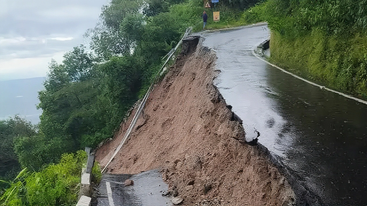 बचाव‑राहत कार्य और सरकारी प्रतिक्रिया